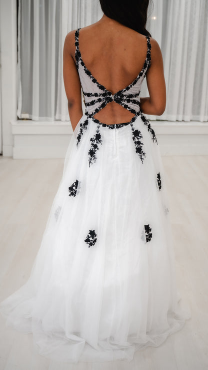 TLC SAY YES TO THE PROM Juniors' Tulle Embroidered Evening Dress